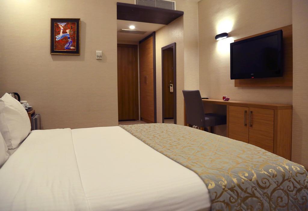 Imperial Park Hotel Измит Стая снимка